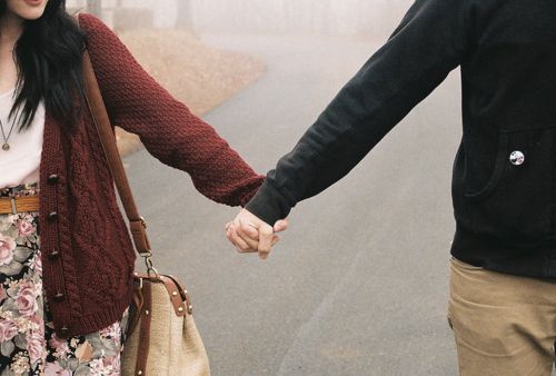 Le Love: Hey. I Miss You - 500x338 - jpeg I Miss You Holding Hands